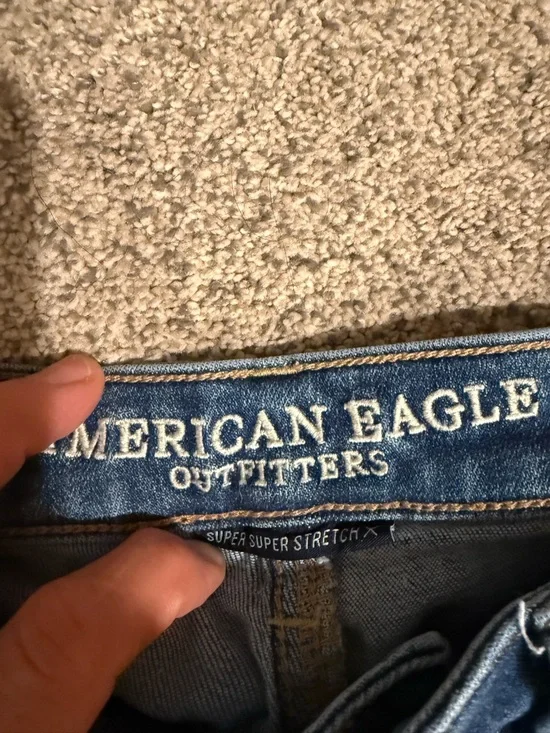 American Eagle Distressed Skinny Jegging Jeans - Dark Blue - Picture 5 of 7